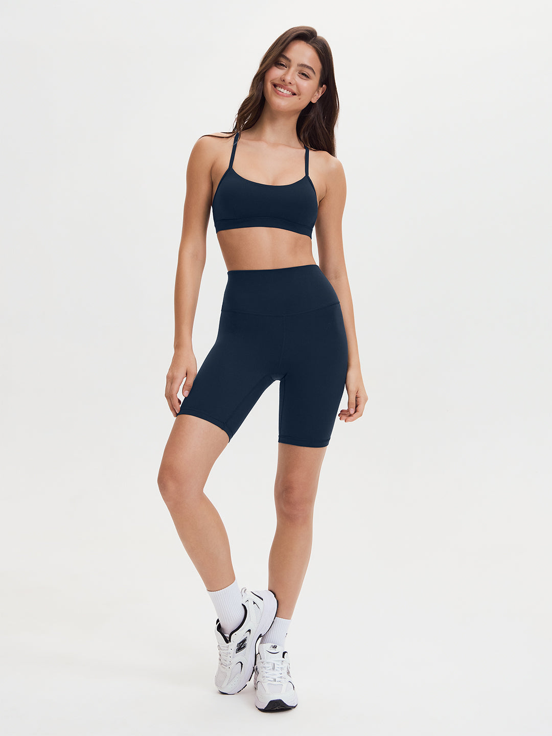 Avenza High Waist Short 8" #Navy