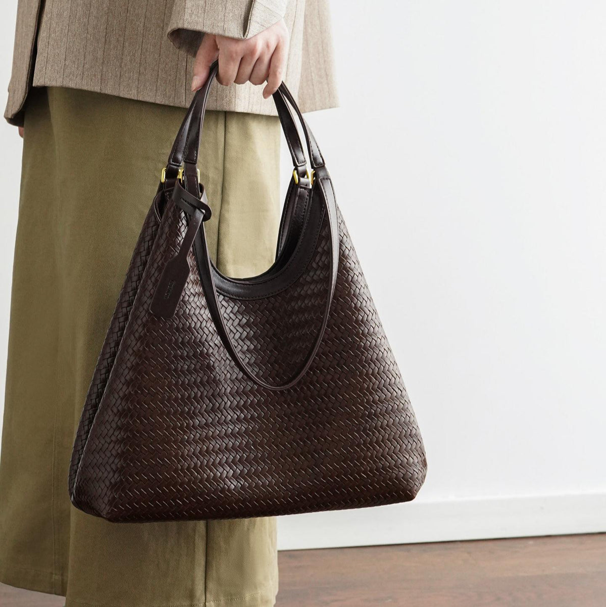 Avenza Noémie Woven Vegan Leather Tote #Coffee