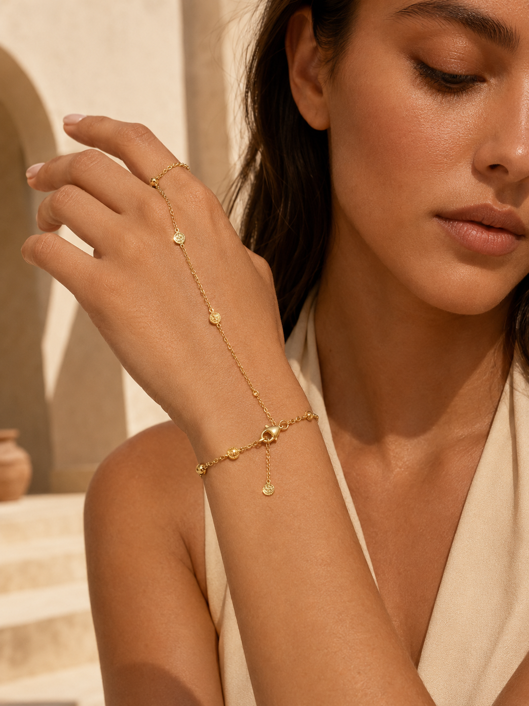 Golden Hojas Coin Hand Chain Bracelet #Gold