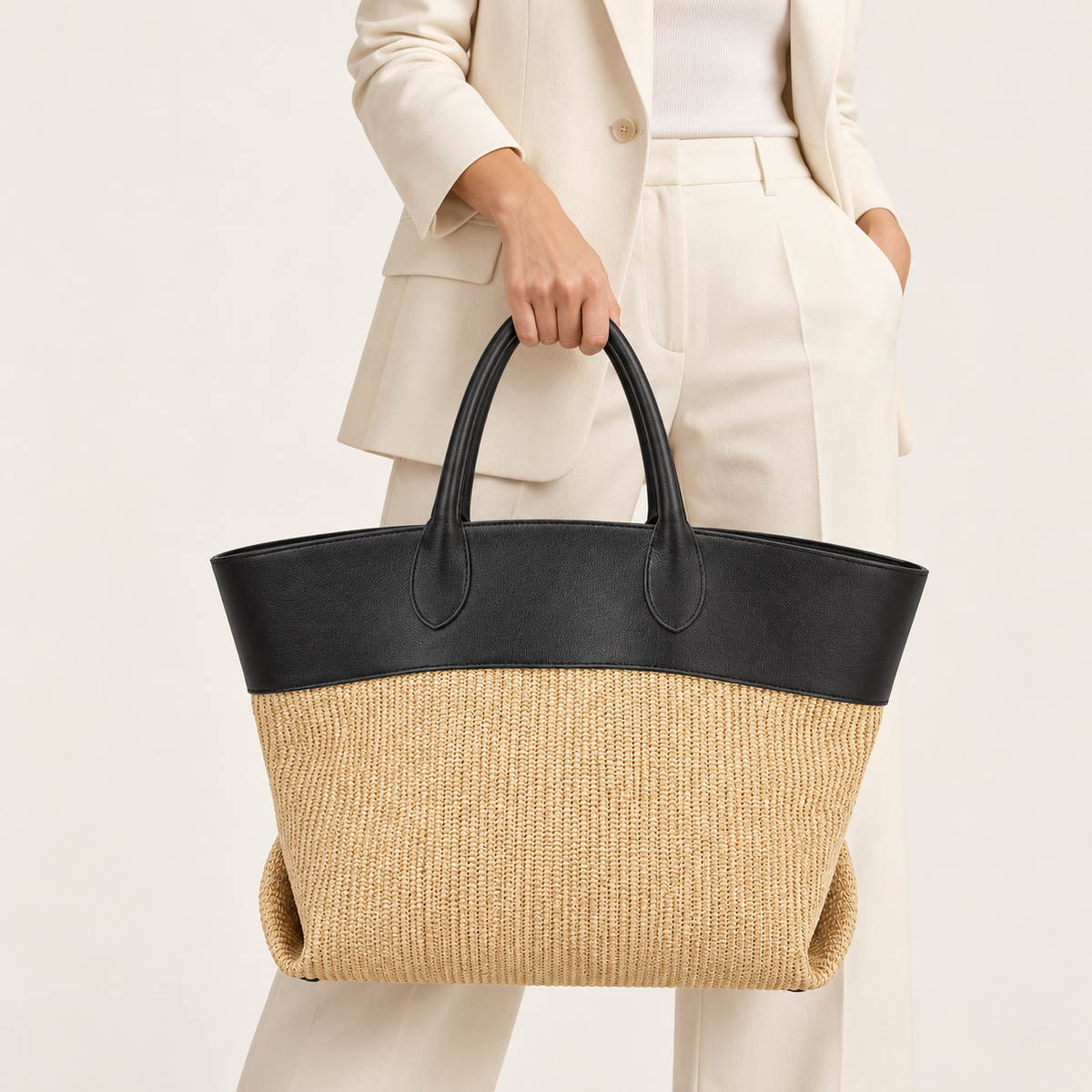 Avenza Riviera Raffia Tote #Natural & Black