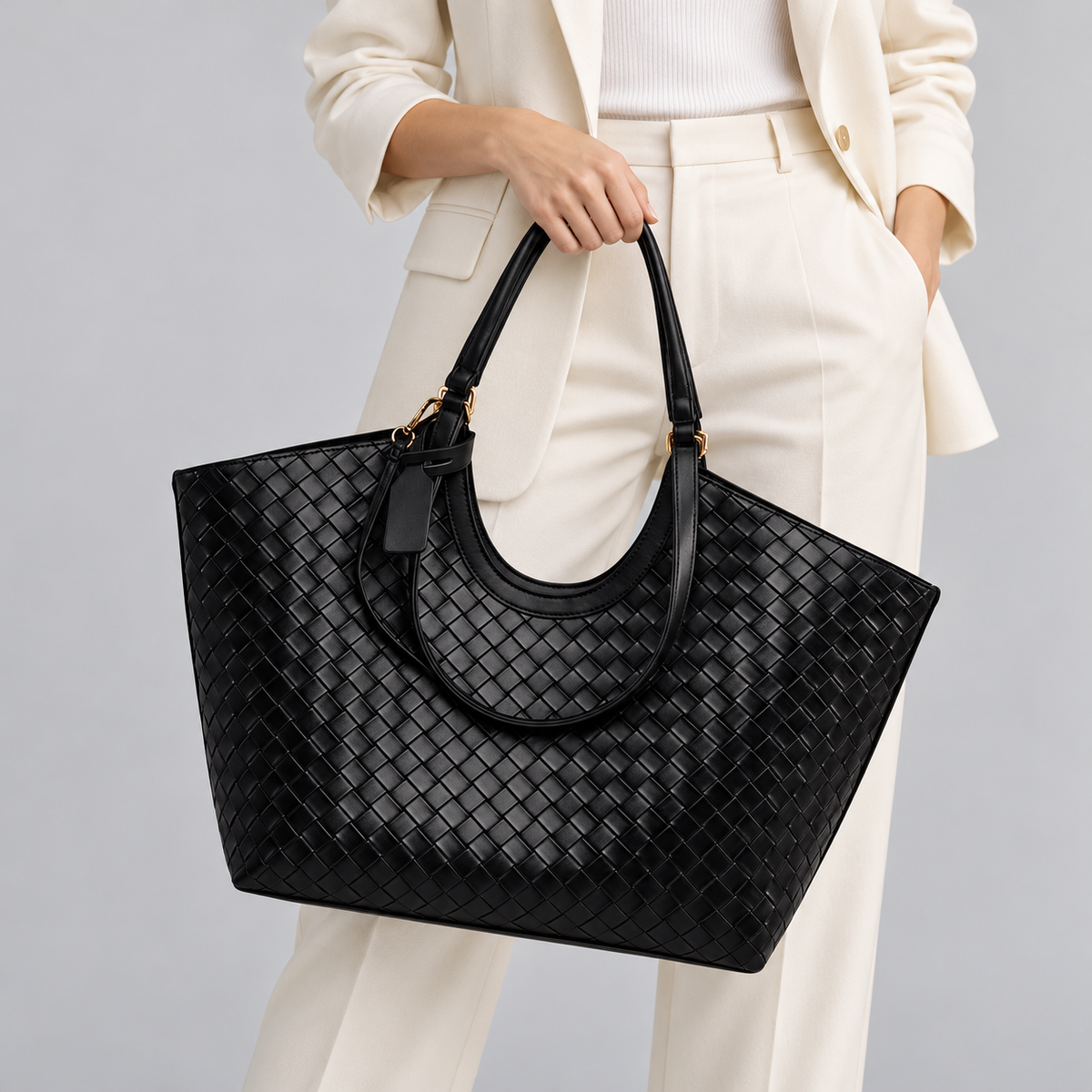 Avenza Sienna Woven Vegan Leather Tote #Black